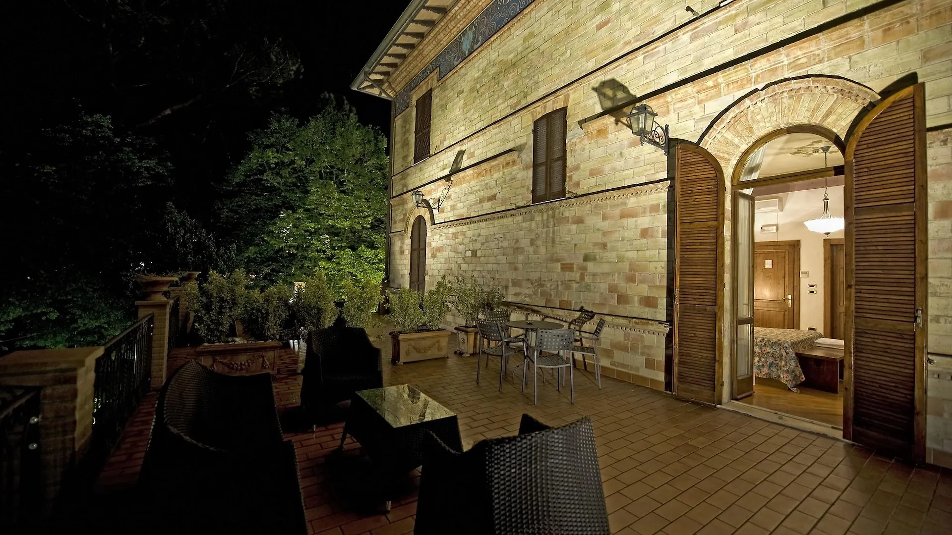 Villa Raffaello Park Hotel Assisi 3*,